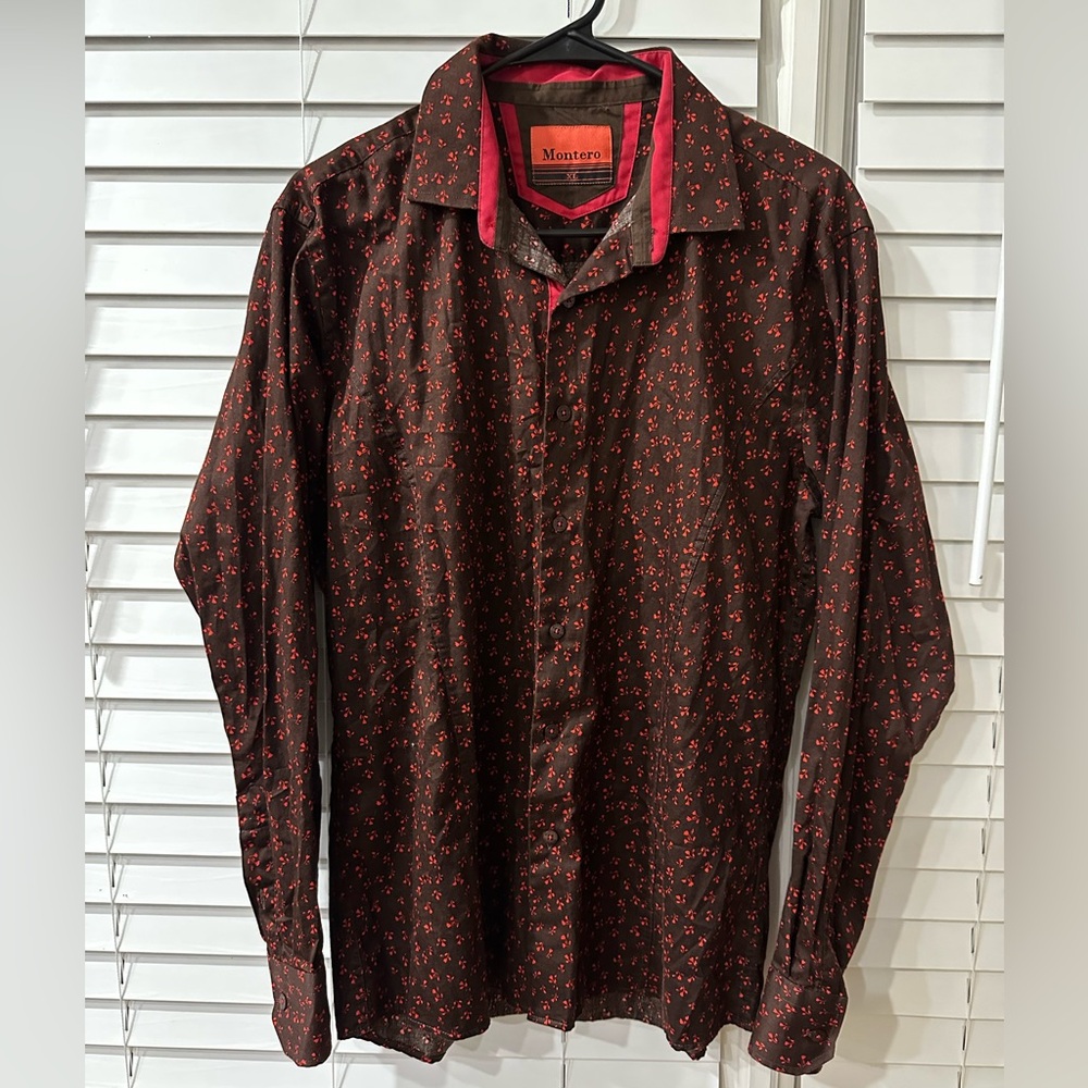 Men's Dark Brown Shirt with Red Details ❤️ Size XLarge! Best Offer Accepted!